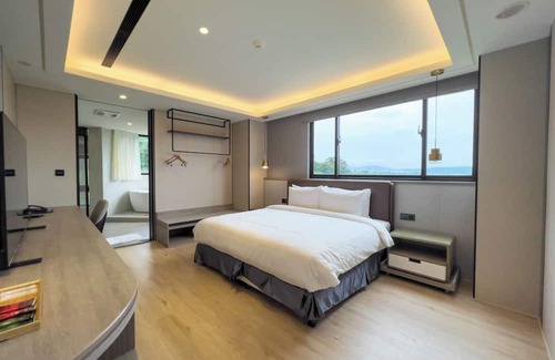 Daxi District Bed & Breakfast | MoonShine Inn