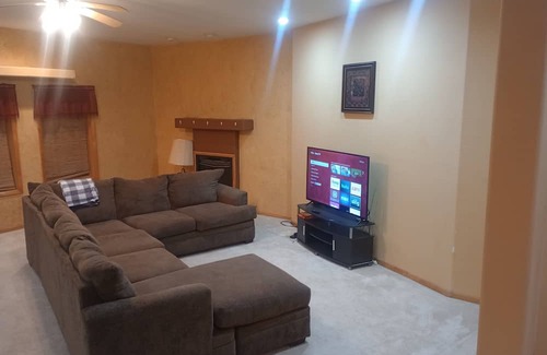 Box Elder House | Large house on 10 acres