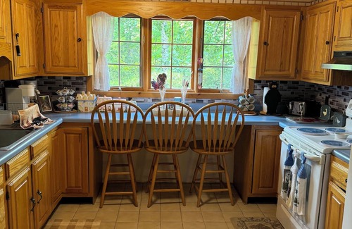 Conway Cabin | Cozy 3-bedroom cabin in welcoming Conway with AC, WiFi