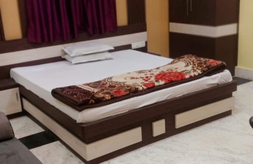 Rai Hotel | Goroomgo Swastik Palace