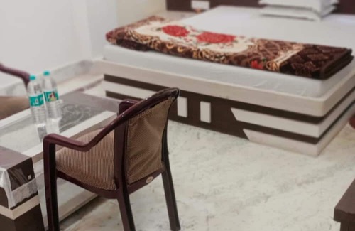 Rai Hotel | Goroomgo Swastik Palace