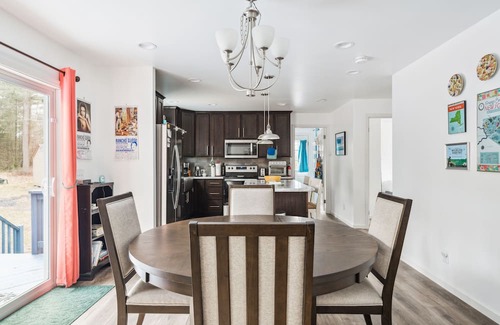 Cuddebackville House | The Northern Estate 3 Bedroom Home