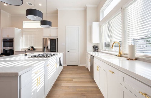 Shady Acres House | Retro Fun Haven Game Room & Movie Magic! 3 Bedroom Home