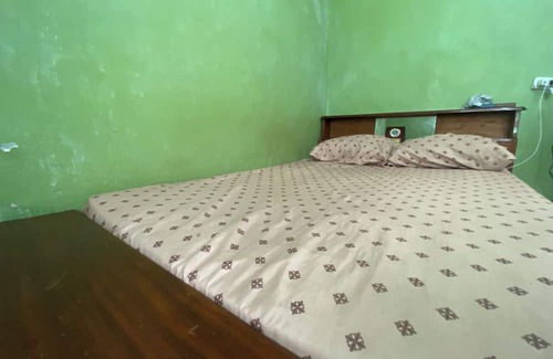 Eden Gardens Apartment | Home Like 1-bedroom apartment with fitness room, WiFi in wonderful Kingston
