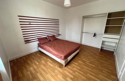 Toury House | Vrbo Property