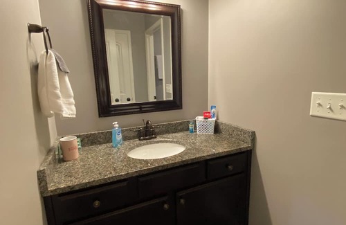 Townville House | Relaxing water front home on Lake Hartwell, S.C. Beautiful sunsets. Pet friendly