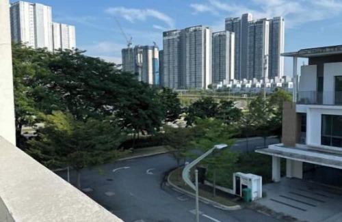 Cyberjaya House | Self Check in Homestay Room 1, Y5 Netflix Parking Coway