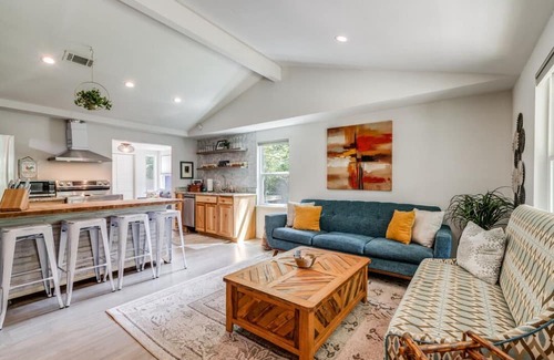 Conroe House | Charming and peaceful 3-bedroom home in delightful Conroe