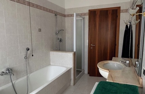 Pozzolengo Apartment | Candy Apartment per Famiglie e a Pochi km dal Lago di Garda e da Gardaland