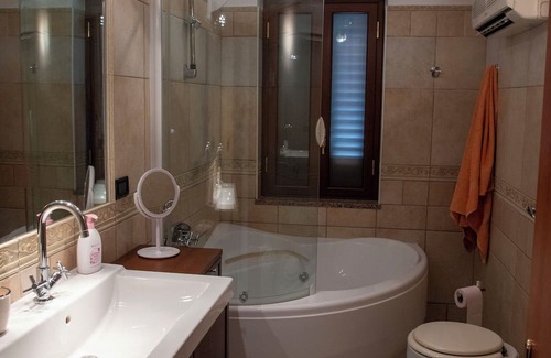 Acquedolci Villa | AMAZING VILLA WITH GARDEN ON THE BEACH