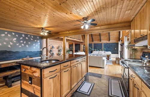 Stafford Cabin | Spacious Stafford Cabin w/Grills & Fire Pit!