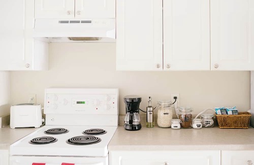 Harrison Hot Springs Condo | Harrison Lake Modern Boho Studio