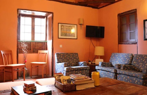 El Tanque Villa | Casa El Comisario Casa Vieja