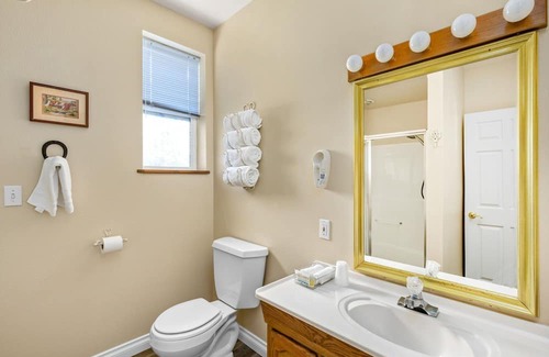 Fairfield House | Fairfield Park Inn Room #2