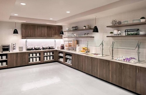 Ludlam Apartment | King Studio Near Marathon MIA