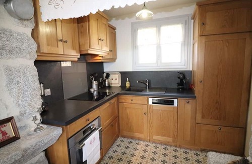 Saint-Saury Cottage | Gite Saint-Saury, 3 bedrooms, 5 persons