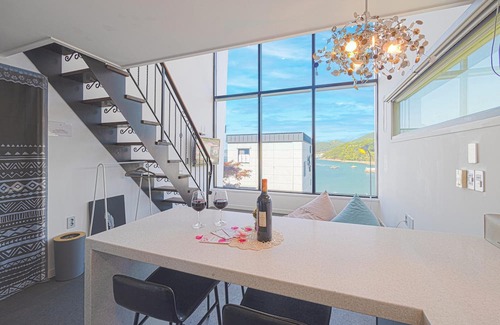 Tongyeong House | Tongyeong Botongdays Pension