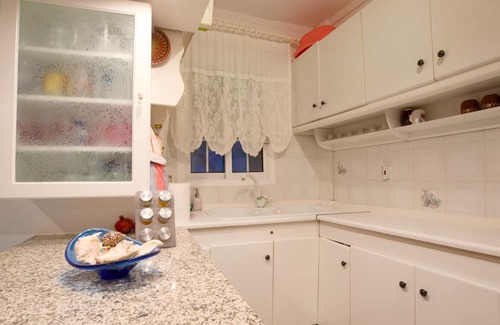 Agios Nikolaos House | ¨Almira¨ Villa on Trani Αmmouda beach