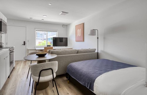 Jack London District Apartment | Convenient Oakland Studio w/ A/C, near Dining & Shops, by Blueground