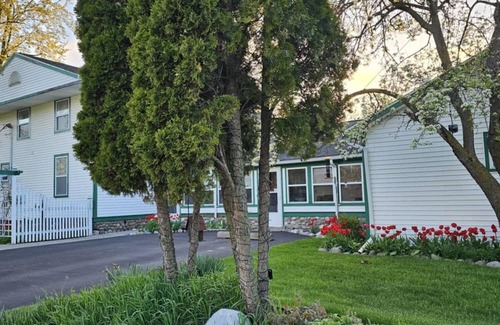 Au Gres House | Welcome to Walleye Point! Located in AuGres Mi , North Saginaw Bay Fishing