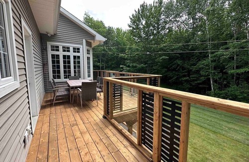 Fredericton House | This house is a 3 bedroom(s), 2.5 bathrooms, located in Richibucto Road, NB.