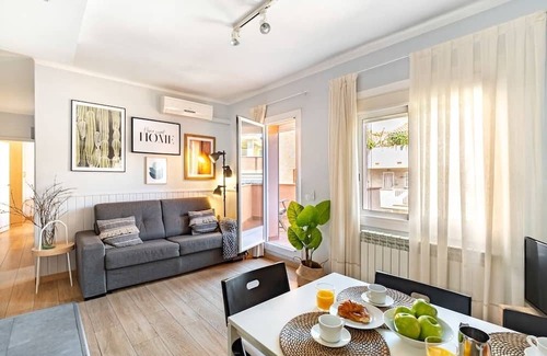 El Guinardo Apartment | SAGRADA FAMILIA FULLY EQUIPPED TERRACE WIFI/AC/5PP By MyRentalHost