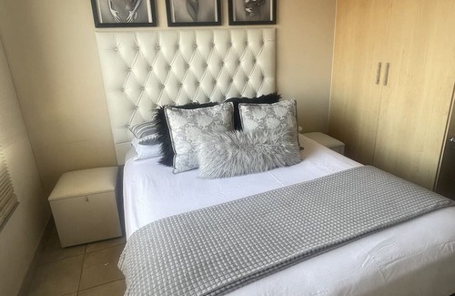 Centurion Villa | "Experience Luxury,centrally located in Centurion. Pet-Friendly"