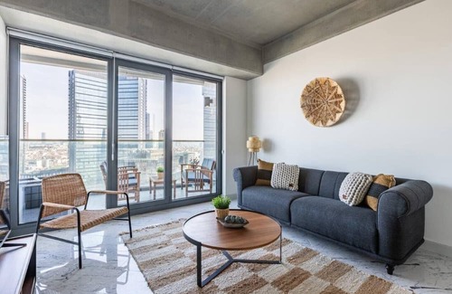 Bomonti Apartment | This apartment is a 2 bedroom(s), 1 bathrooms, located in Şişli, İstanbul.