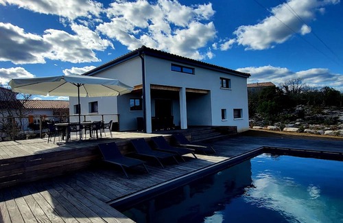 Labeaume Villa | La Villa des Oliviers Grand Confort Piscine/clim