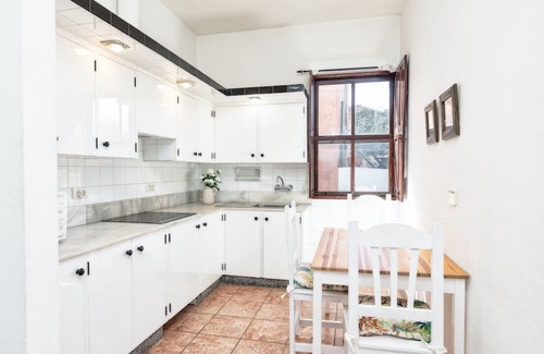 El Paso Cottage | 1017 - Sombrero Pico D