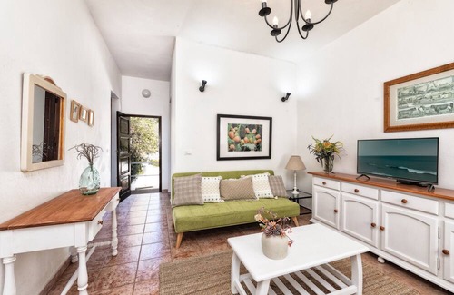 El Paso Cottage | 1017 - Sombrero Pico D