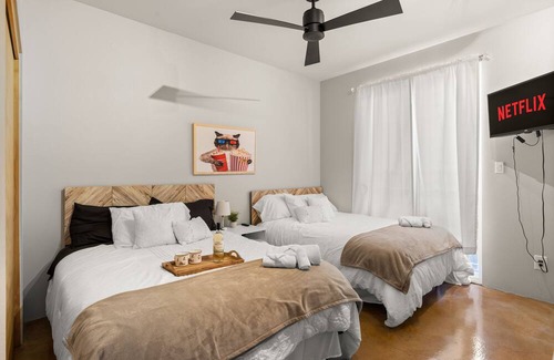 Spruce Park House | Geisha Home in Hidden Dessert Oasis