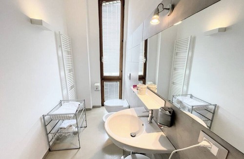 Pietrauta Villa | Centrally located villa in lush grounds and gardens with exclusive pool.