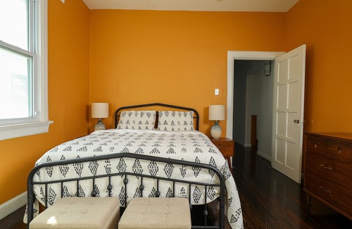 Freret House | Charming Bungalow with Pool in the Heart of Uptown Nola!