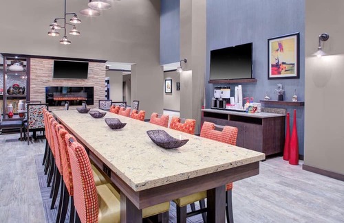 Columbus House | Pet-Friendly Columbus Retreat | Free Breakfast Included Near Scotio Dows