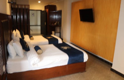 Changla Gali Hotel | Humming Bird Resort