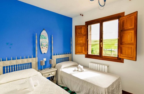 Bareyo Villa | Comfortable house with sea view