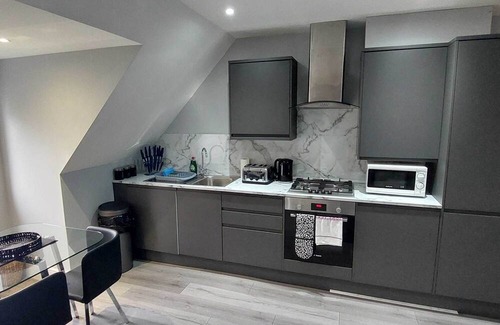 Bray on Thames Apartment | FSA MH Braywick 08-Braywick Serviced Apartments by Ferndale Apt 08