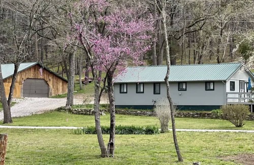 Marble Falls RV Rental | Camping By Mill Creek