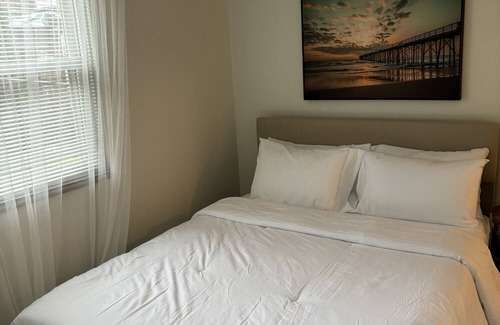 Wilkinsburg Condo | Modern 2bd apartment in Regent Square. Pet friendly!