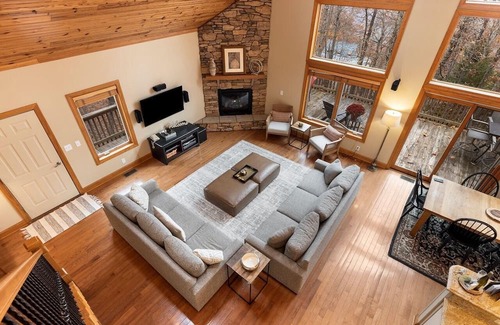 Chestnut Springs House | Chestnut Springs with Wintergreen Advantage