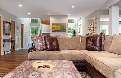 Nellysford House | Nancy's Edelweiss with Wintergreen Advantage