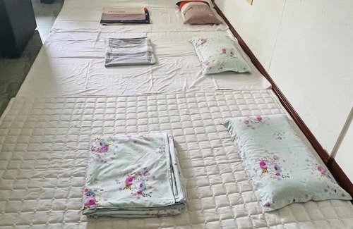 Jiang Bei Apartment | Friendly shared gay guesthouse in Guanyinqiao, Chongqing.