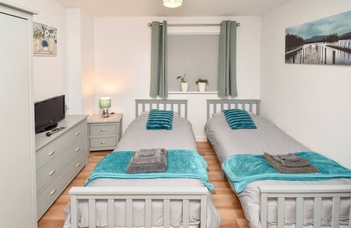 Northampton Apartment | Spacious, Modern, Town Centre Apartment
