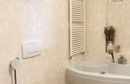 Sala Al Barro House | Residence of the 2 lakes