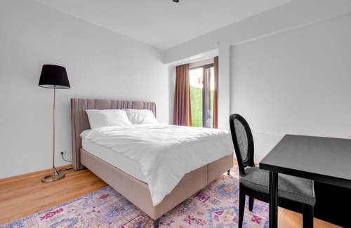 Kabatas Apartment | Flat w Turkish Bath 5 min to Kabatas Pier
