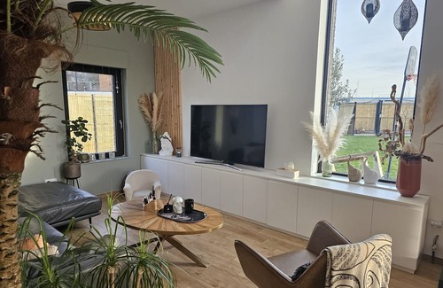 Bourbourg House | Belle Maison + Jaccuzzi Plage à 15 mns Idéal Visite Dunkerque Calais et St-omer