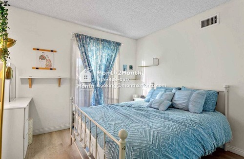 La Mirada House | Luxurious Sanctuary on Santa Gertrudes Ave #41808