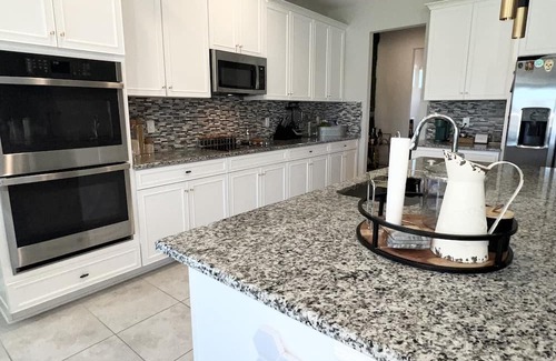 Zephyrhills House | Enough bathrooms for everyone. Home in a central location!