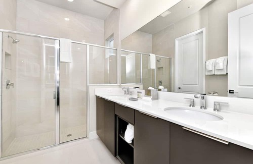 Galilee House | Modern Condo with Large Outdoor Patio. Reunion Resort Water Park Access near Disney at Spectrum Resort Orlando by Rentyl – B16 #137